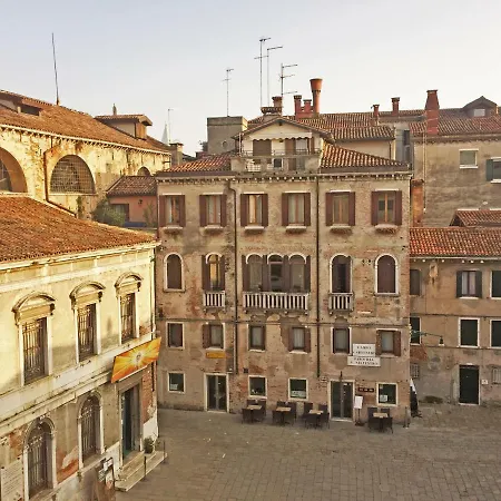 Sei A Rialto Apartment *